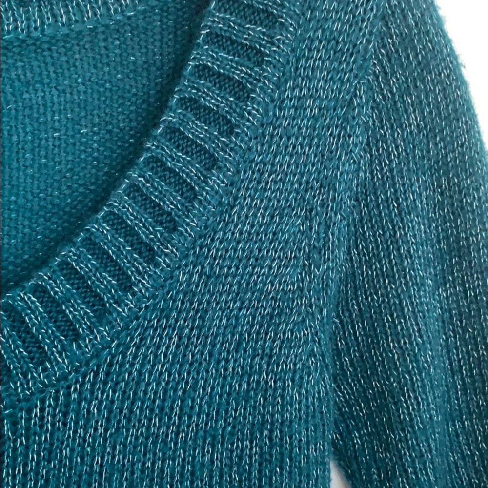 Sweater - Picture 6 of 8